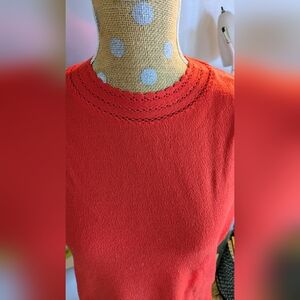 70's Vibrant glass beads sleeveless red top perfect for any occasion Med